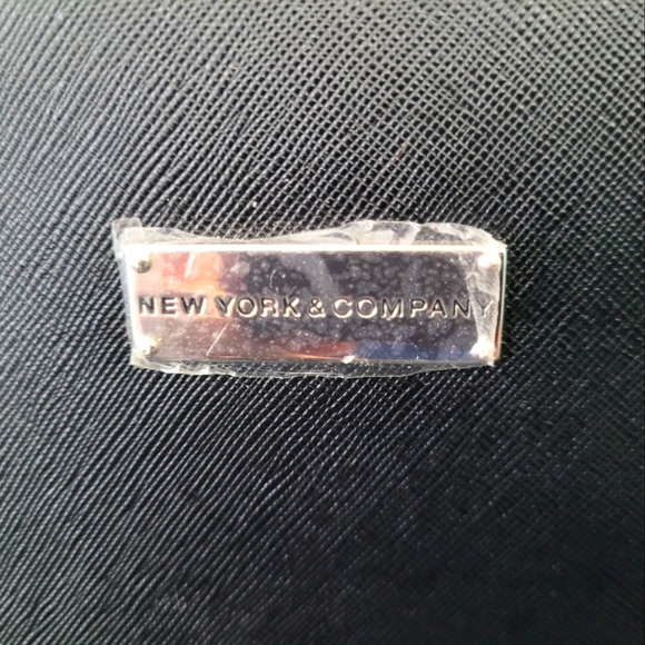 Purse - Picture 3 of 4